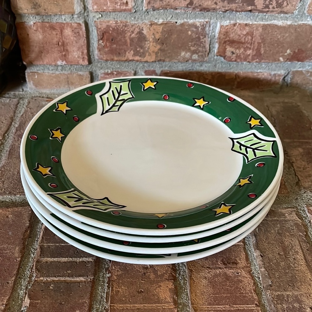 Gibson Designs Christmas Treasures Set of 4 Dinner Plates